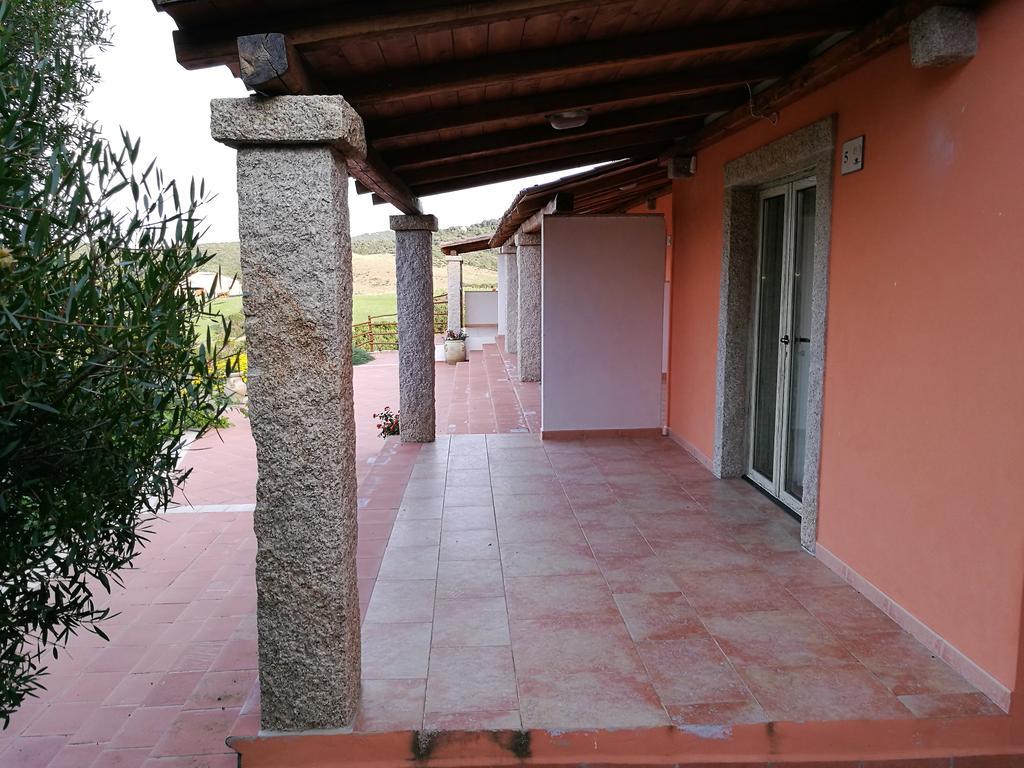 Country House Vignola Mare Aglientu Exteriér fotografie