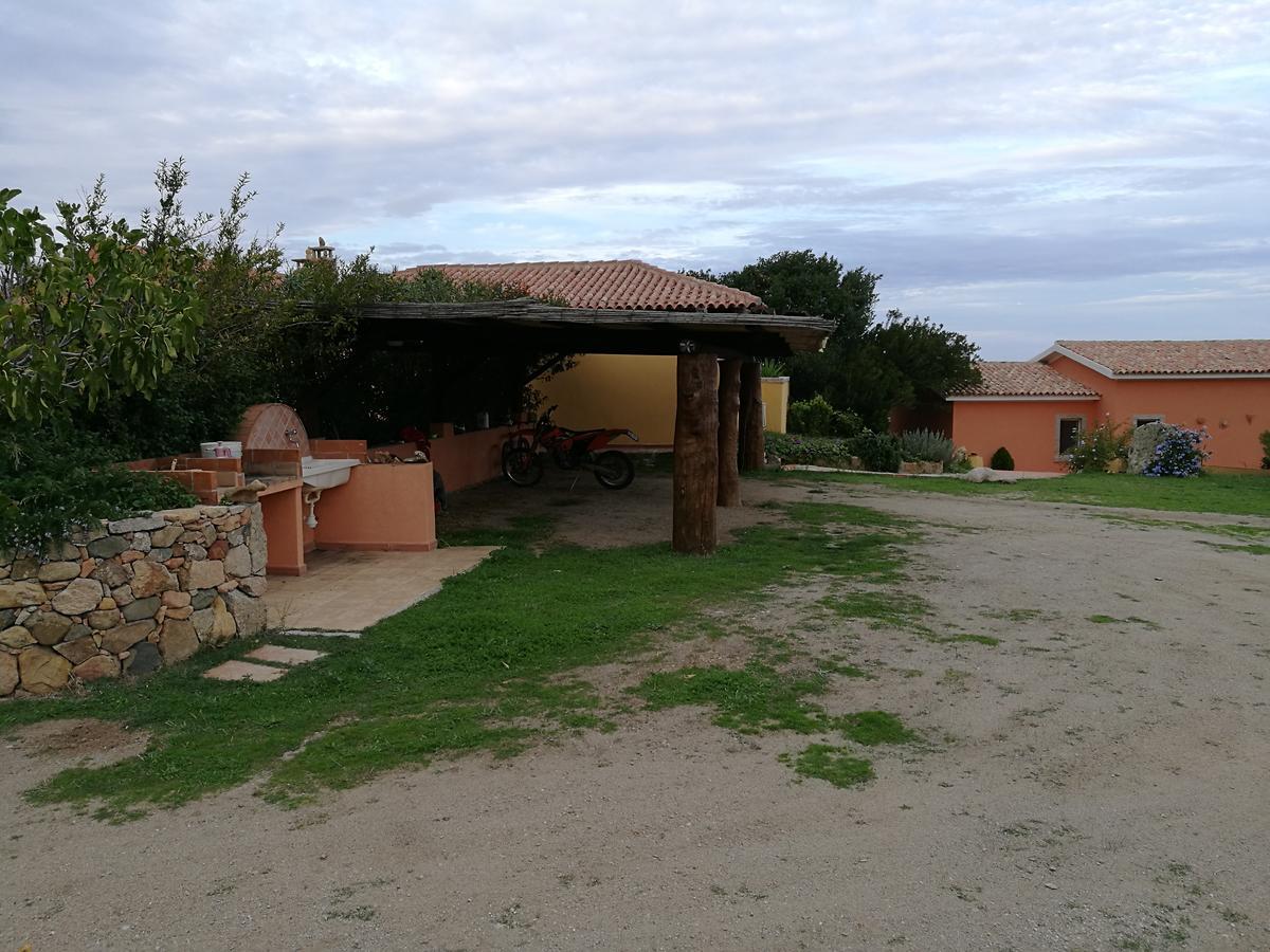 Country House Vignola Mare Aglientu Exteriér fotografie