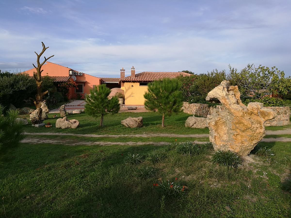 Country House Vignola Mare Aglientu Exteriér fotografie
