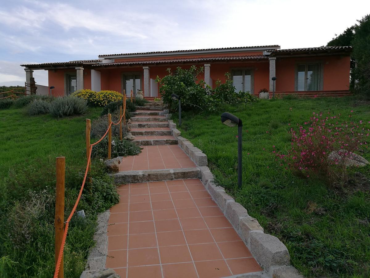 Country House Vignola Mare Aglientu Exteriér fotografie